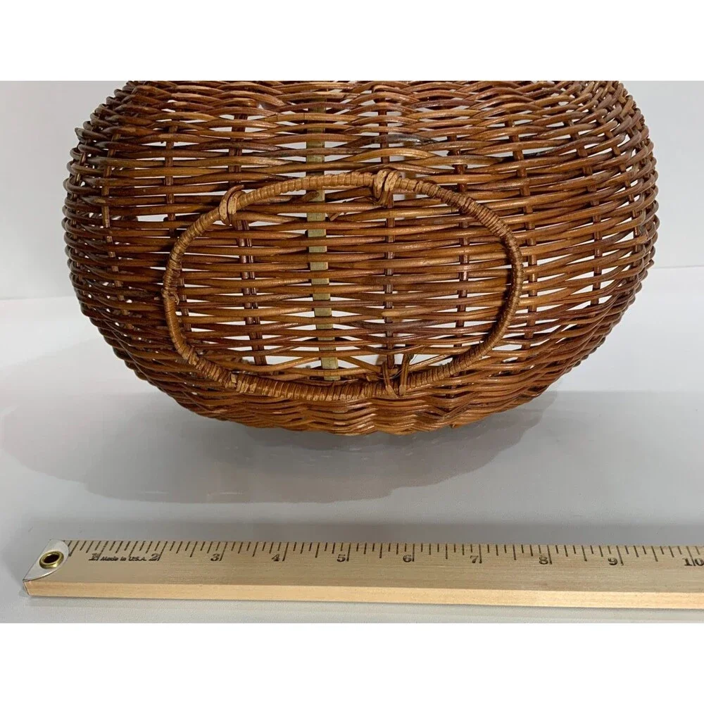 VTG Handwoven Reed Melon Basket, Half God’s Eye, Oval Egg Gathering Cottagecore